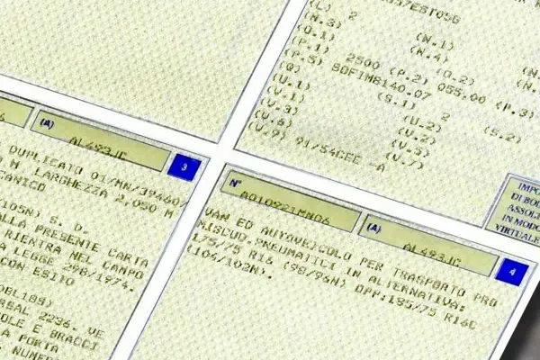 Libretto di circolazione duplicato con dati veicolo e pneumatici. Possibile costo duplicato libretto di circolazione.